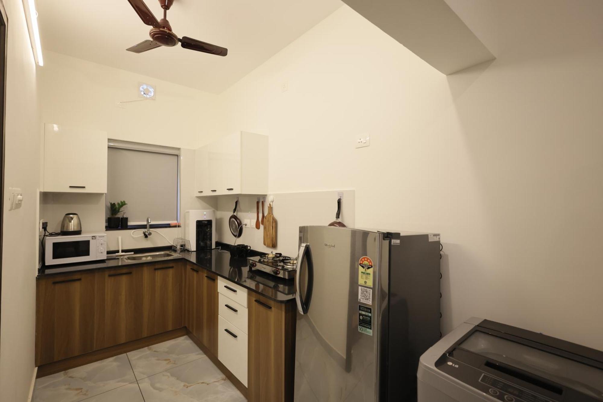 Indigo Springs Apartment Thiruvananthapuram ภายนอก รูปภาพ
